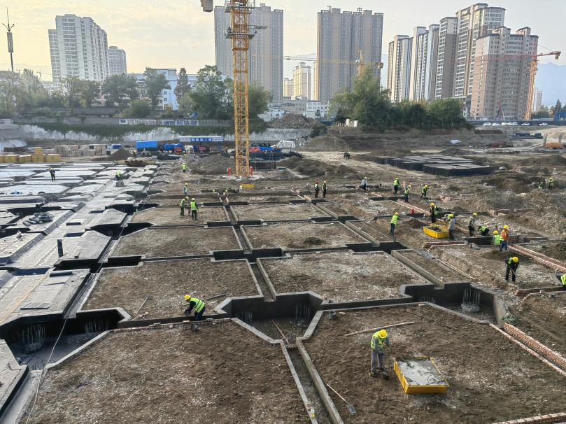 成州地下车库.png